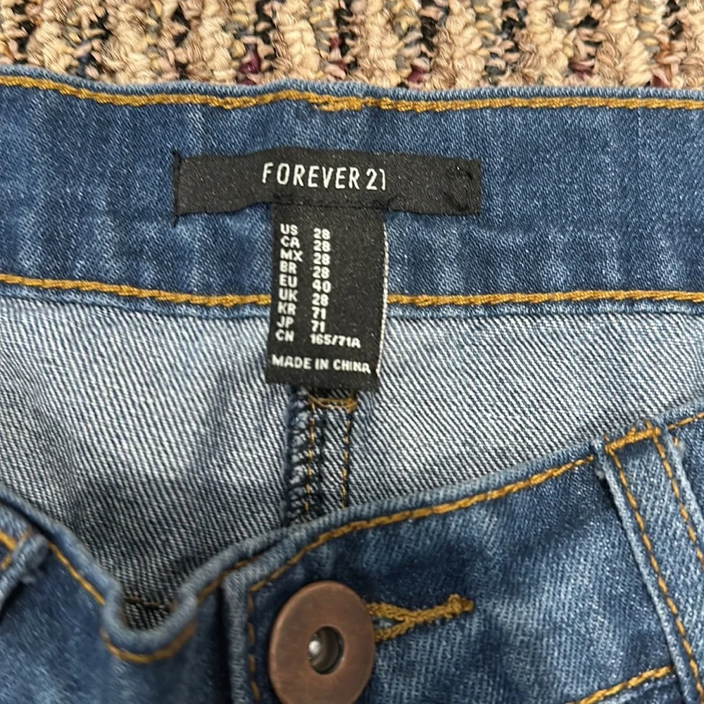 NEW forever 21 Jean denim skirt - Picture 5 of 6